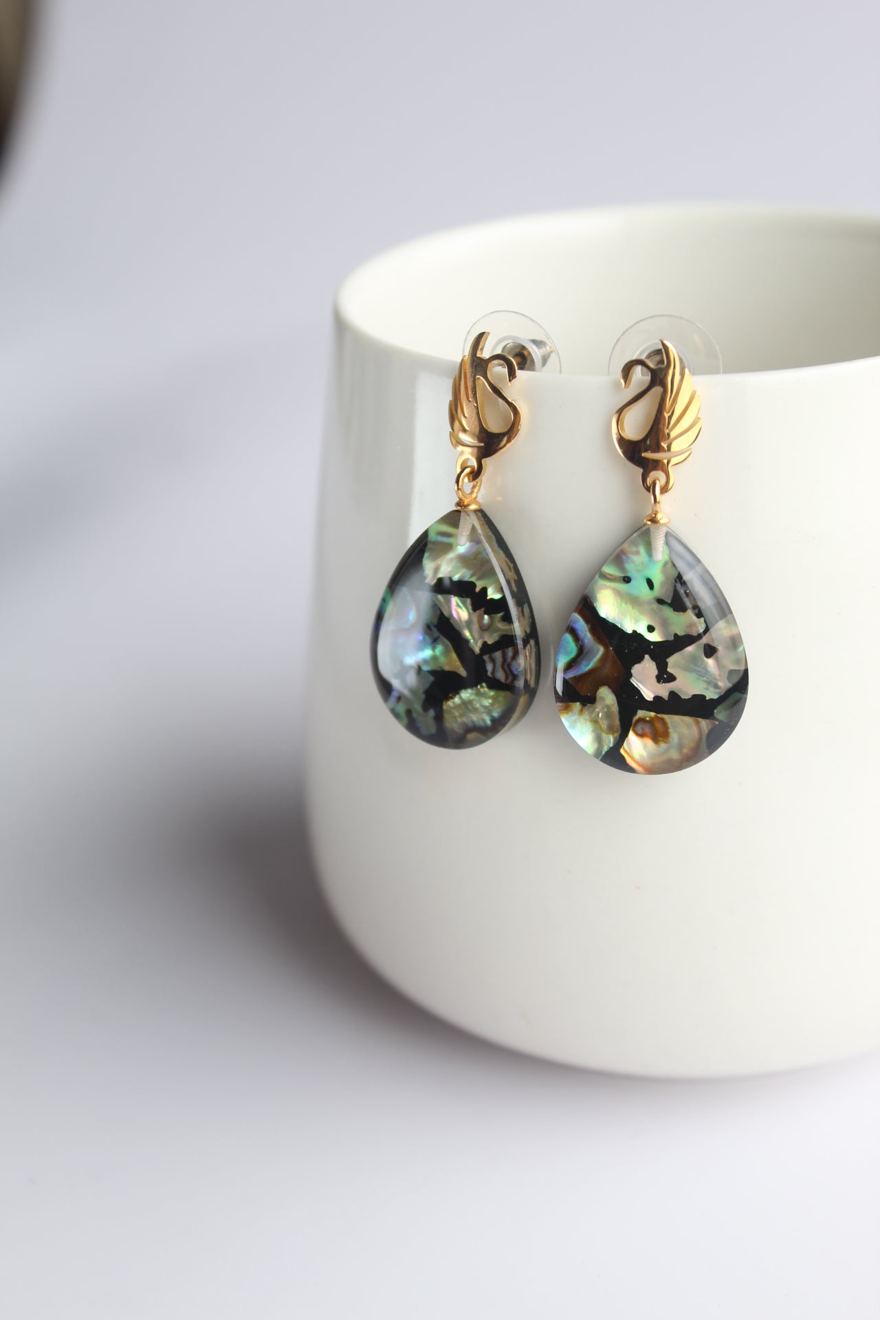 Water Drop Shaped Inlaid Abalone Shell (Brownish and Mottled Green) Earring #001