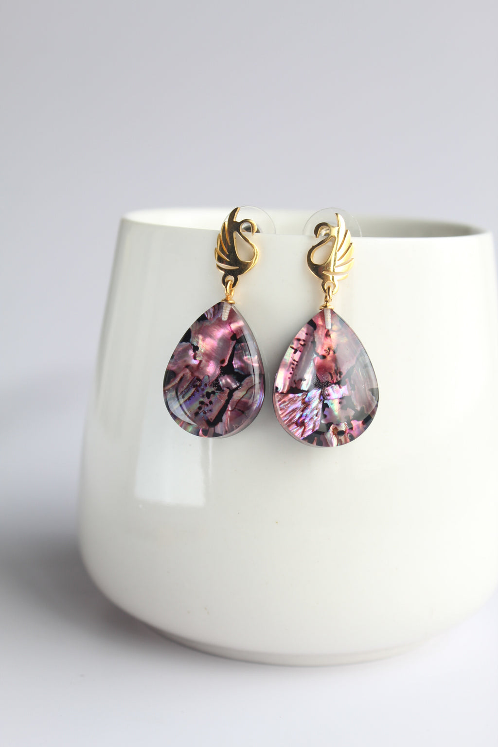 Water Drop Shaped Inlaid Abalone Shell (Reddish) Earring