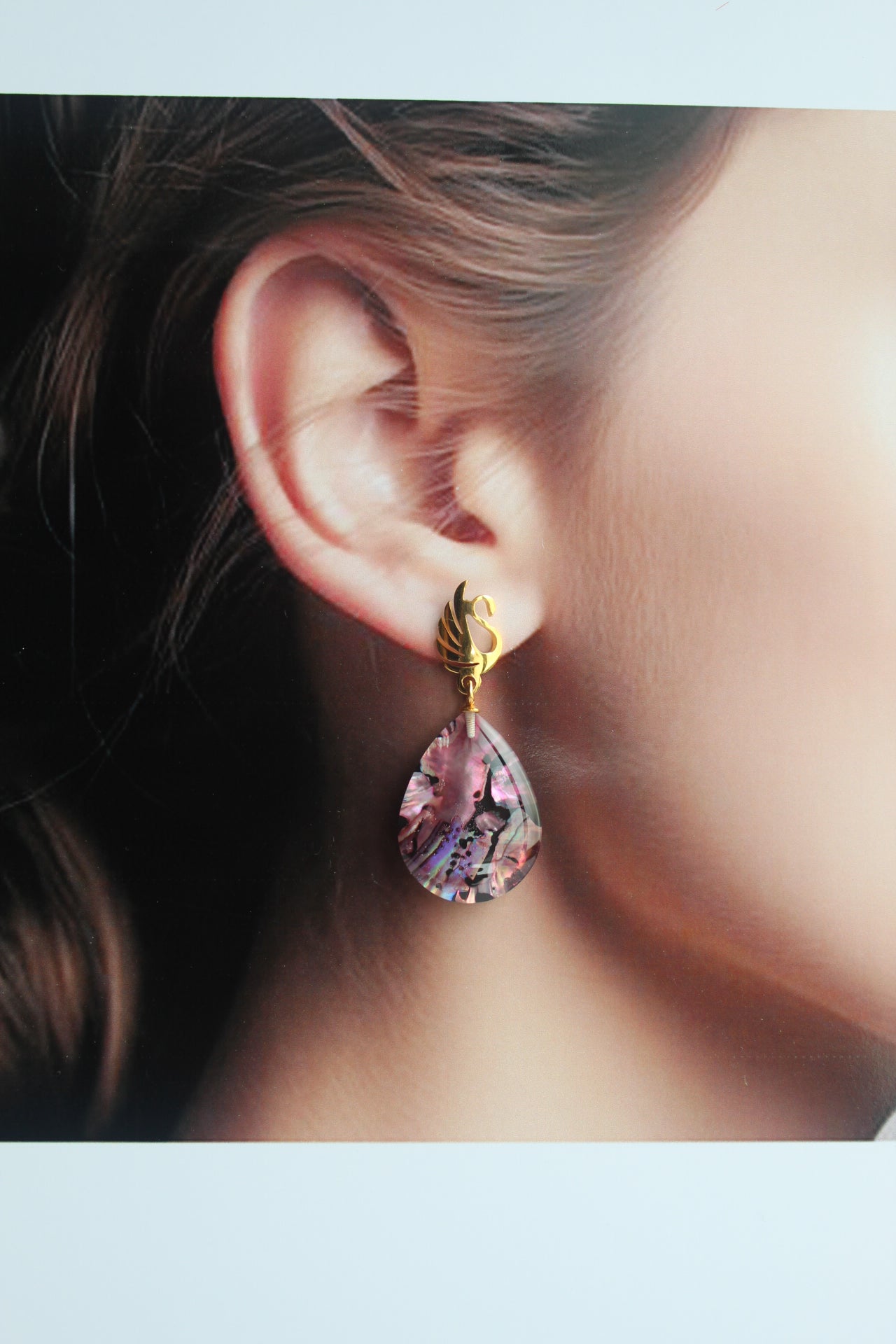 Water Drop Shaped Inlaid Abalone Shell (Reddish) Earring