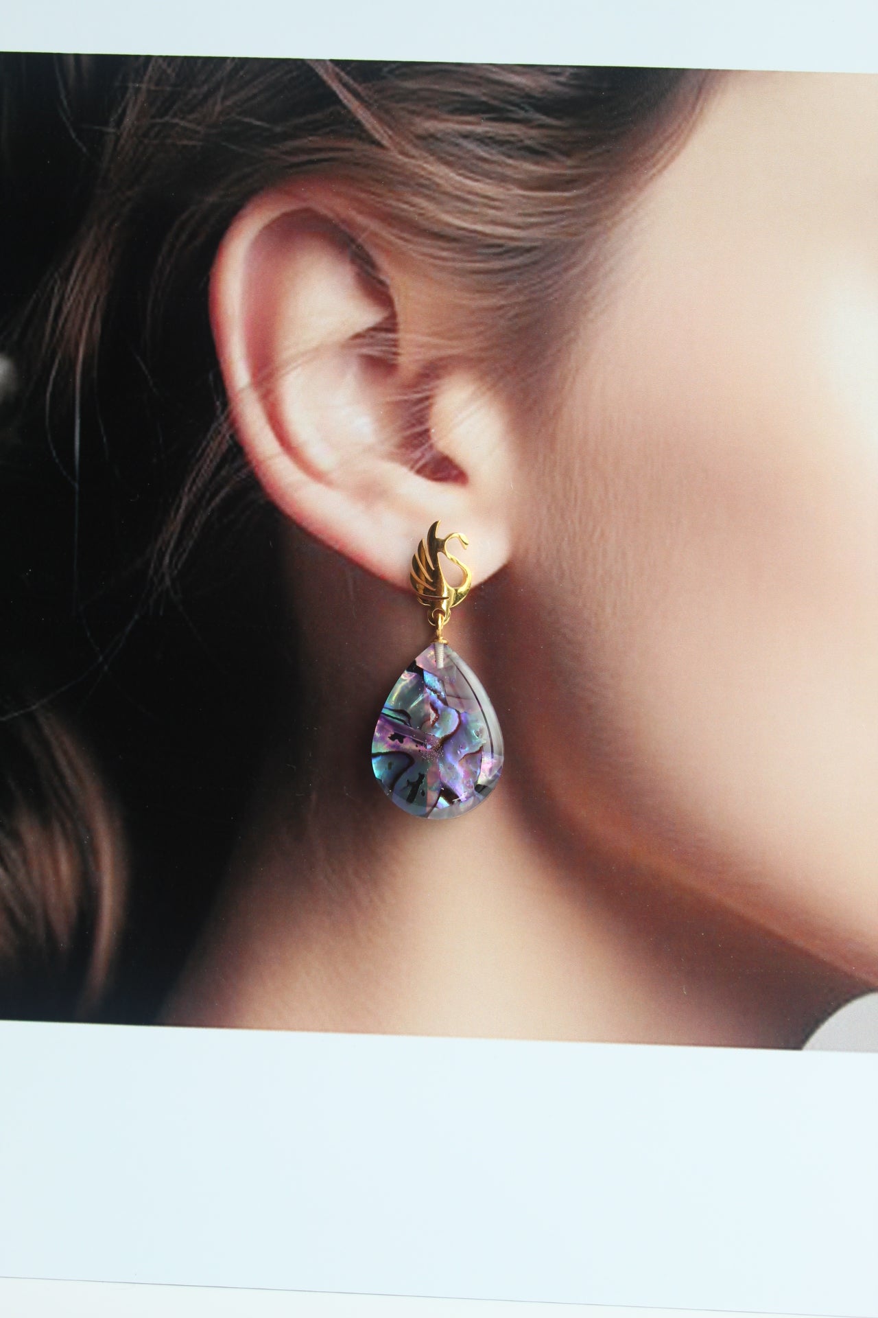 Water Drop Shaped Inlaid Abalone Shell (Purplish Pink and Mottled Green) Earring