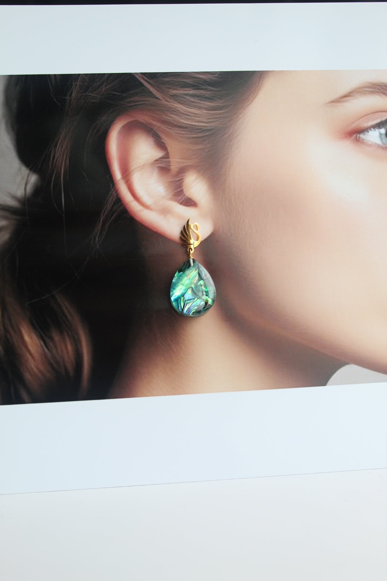 Water Drop Shaped Inlaid Abalone Shell (Mottled Green) Earring