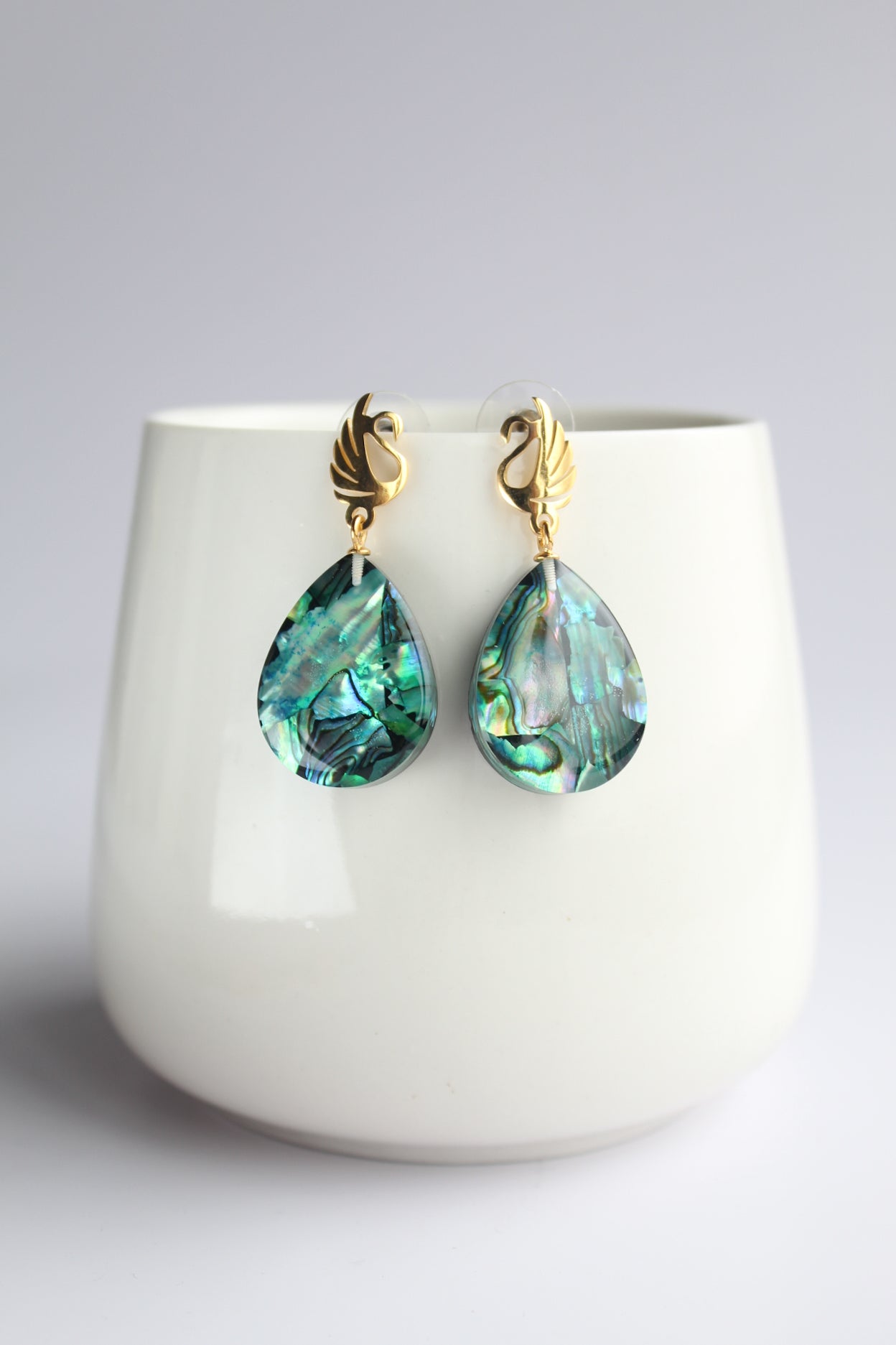 Water Drop Shaped Inlaid Abalone Shell (Mottled Green) Earring