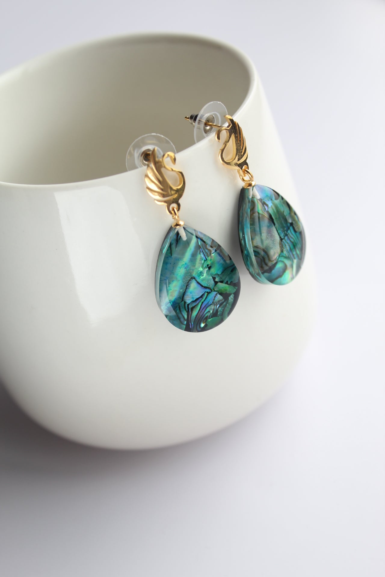Water Drop Shaped Inlaid Abalone Shell (Mottled Green) Earring