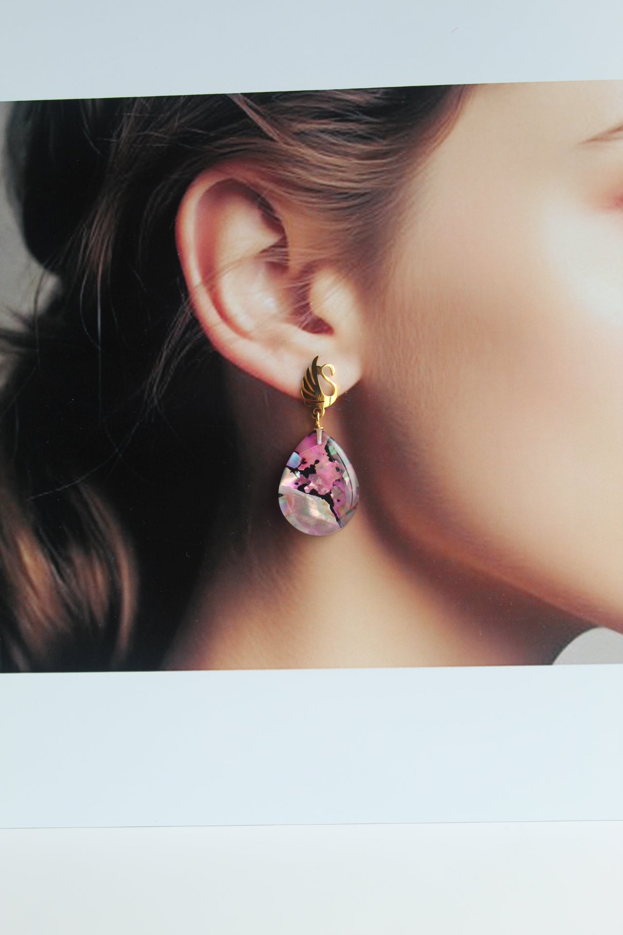 Water Drop Shaped Inlaid Abalone Shell (Pink) Earring
