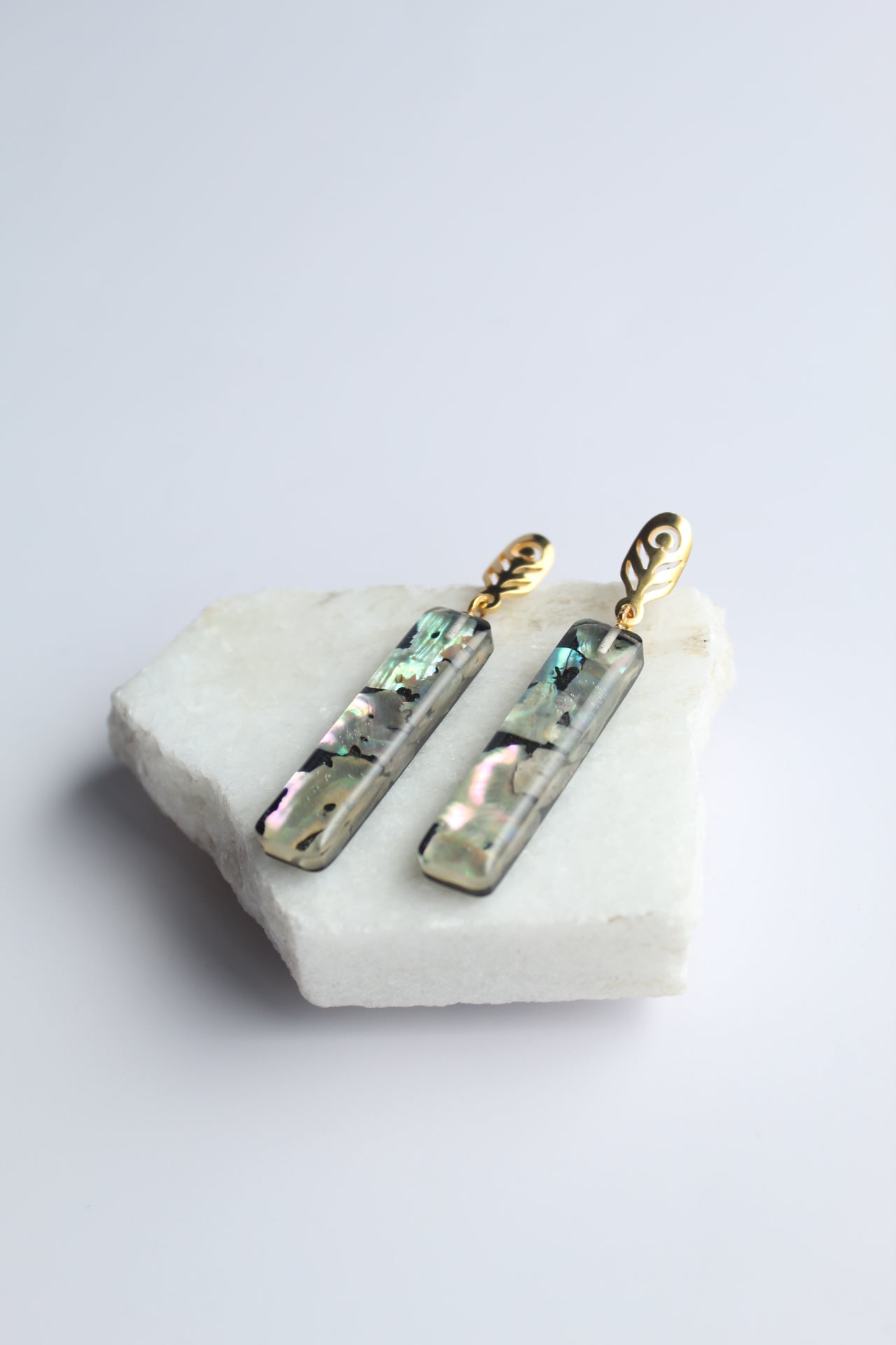 Rectangle Dangler Inlaid Abalone Shell (mottled greenish brown with scattered pink) Earring