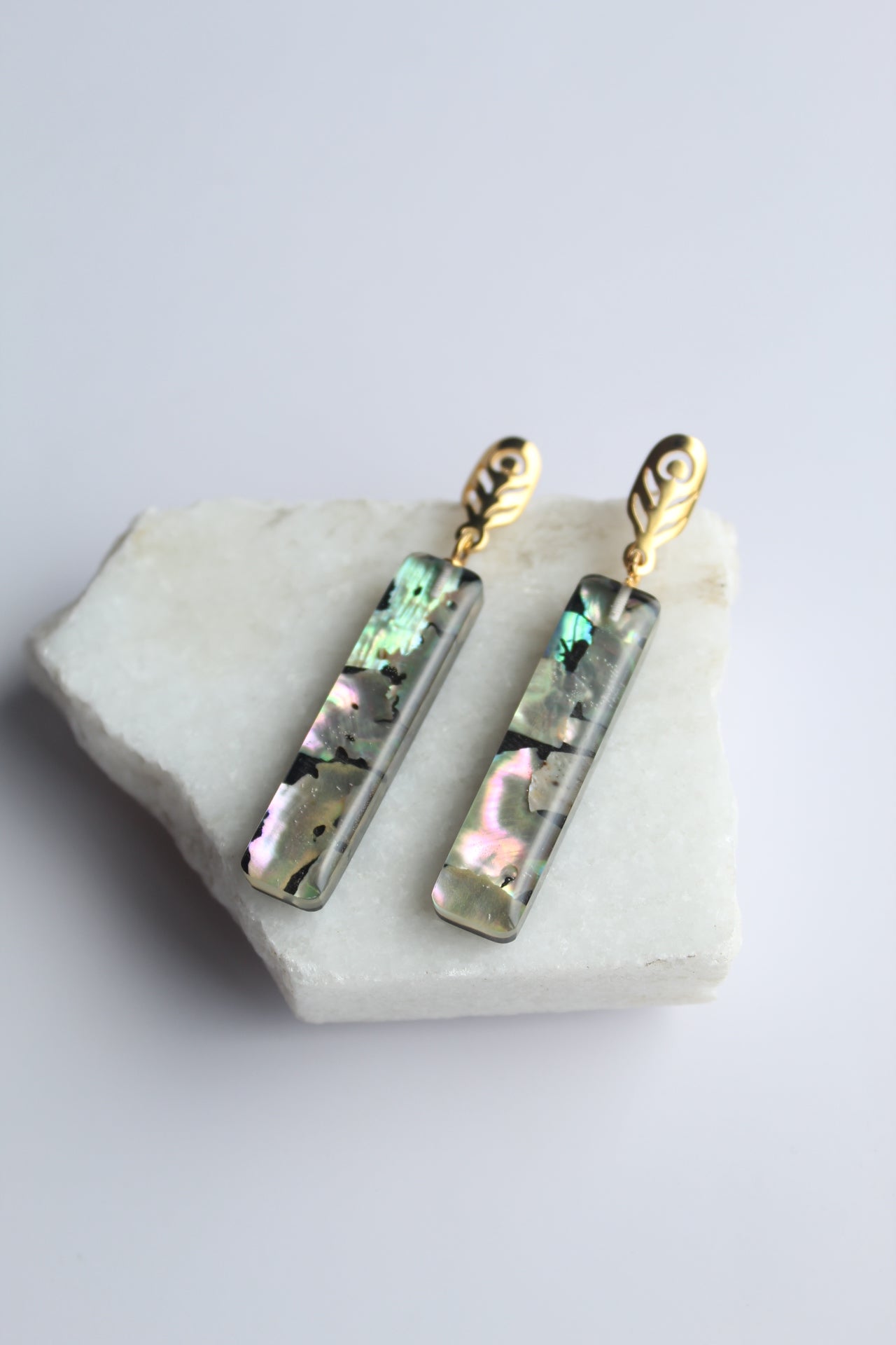 Rectangle Dangler Inlaid Abalone Shell (mottled greenish brown with scattered pink) Earring