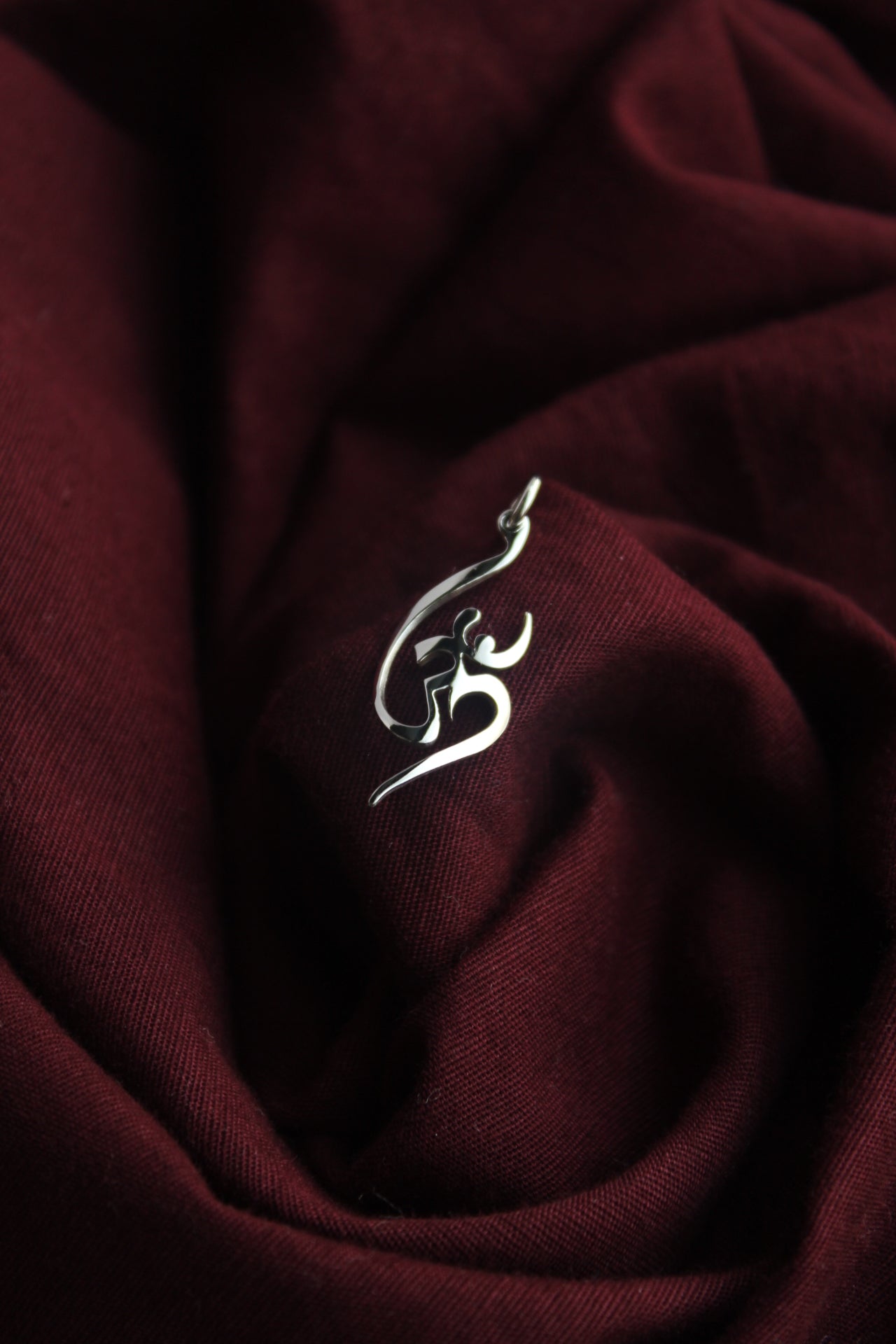 OM-Divine Flow Pendant