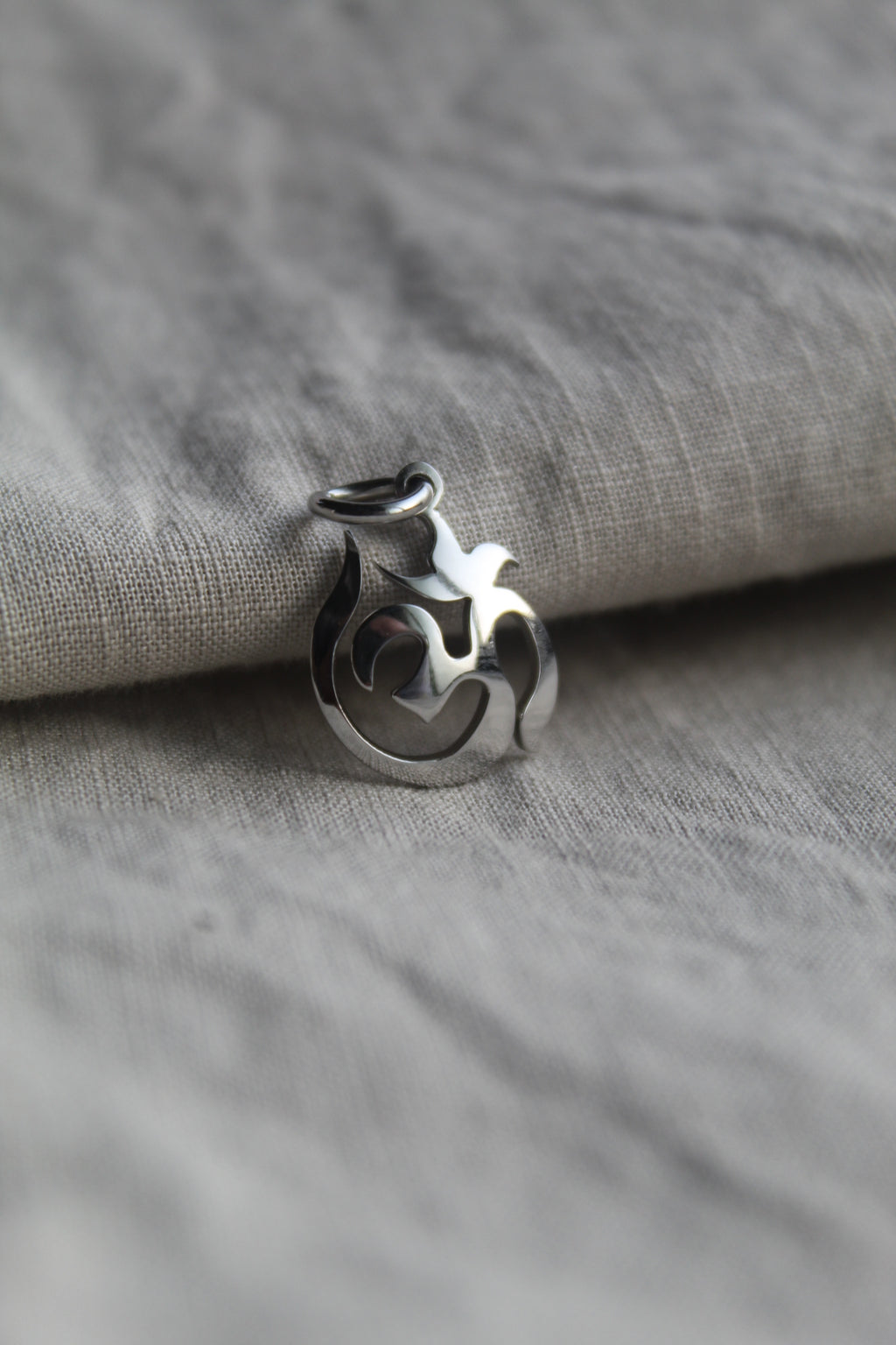 OM Pendant