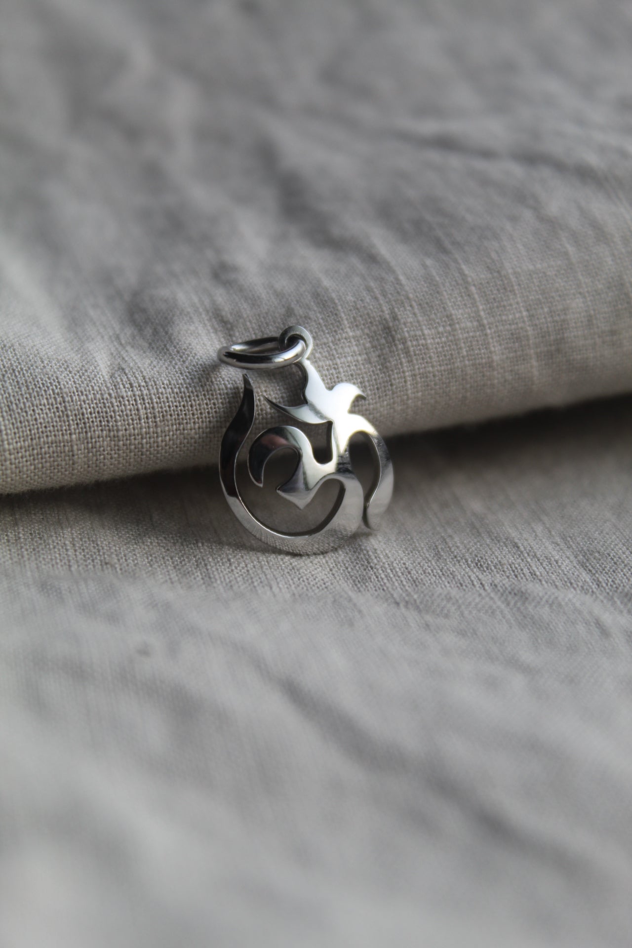 OM Pendant