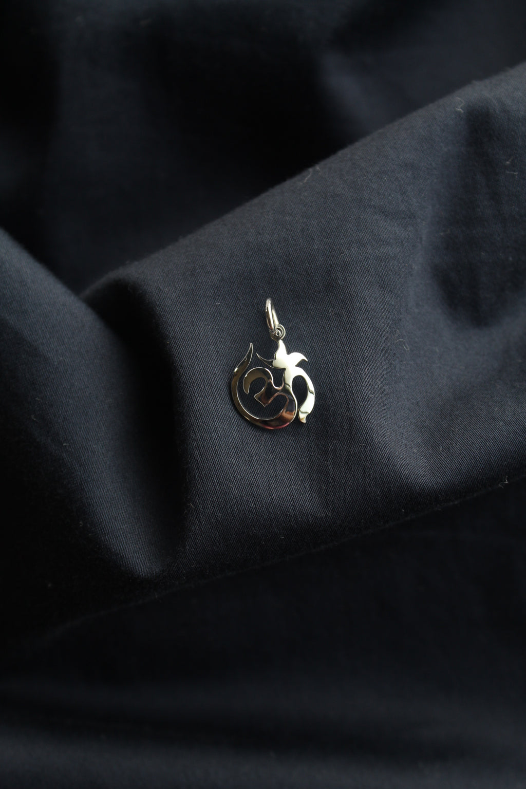 OM Pendant
