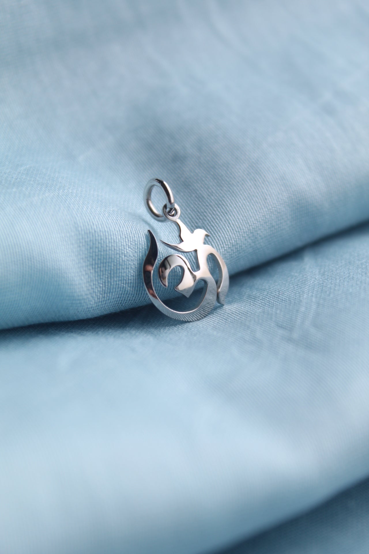 OM Pendant
