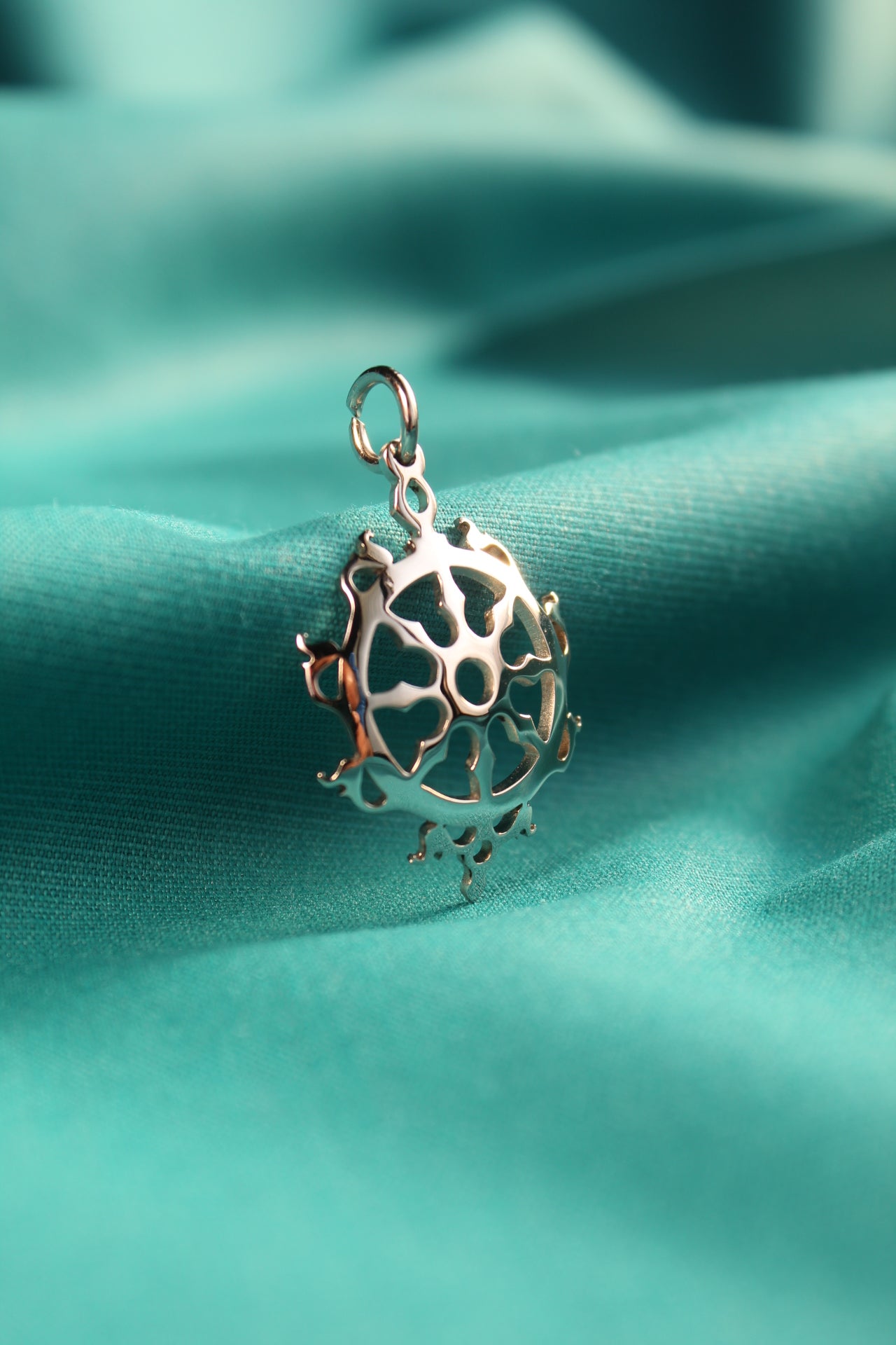 Neel Chakra Pendant