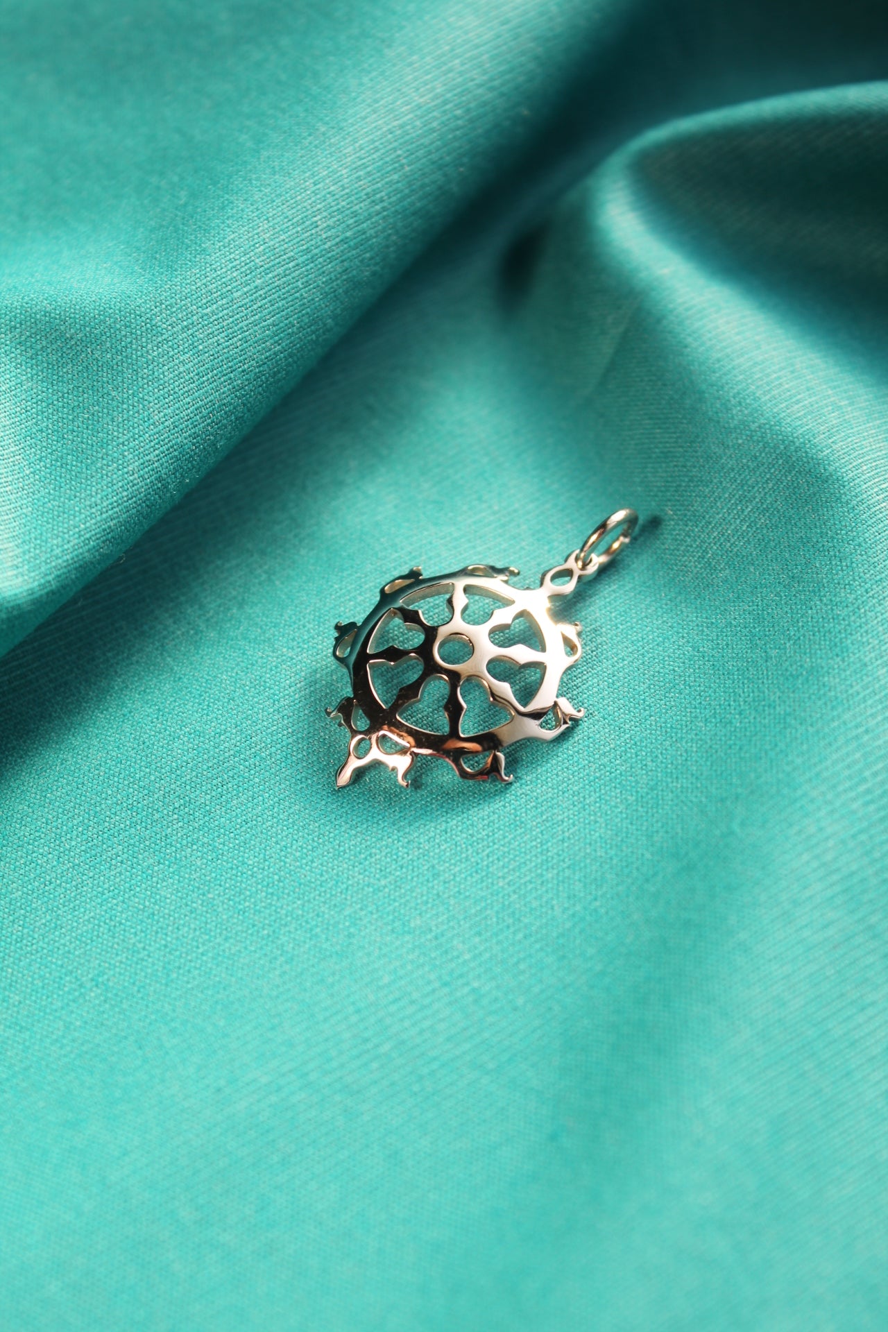 Neel Chakra Pendant